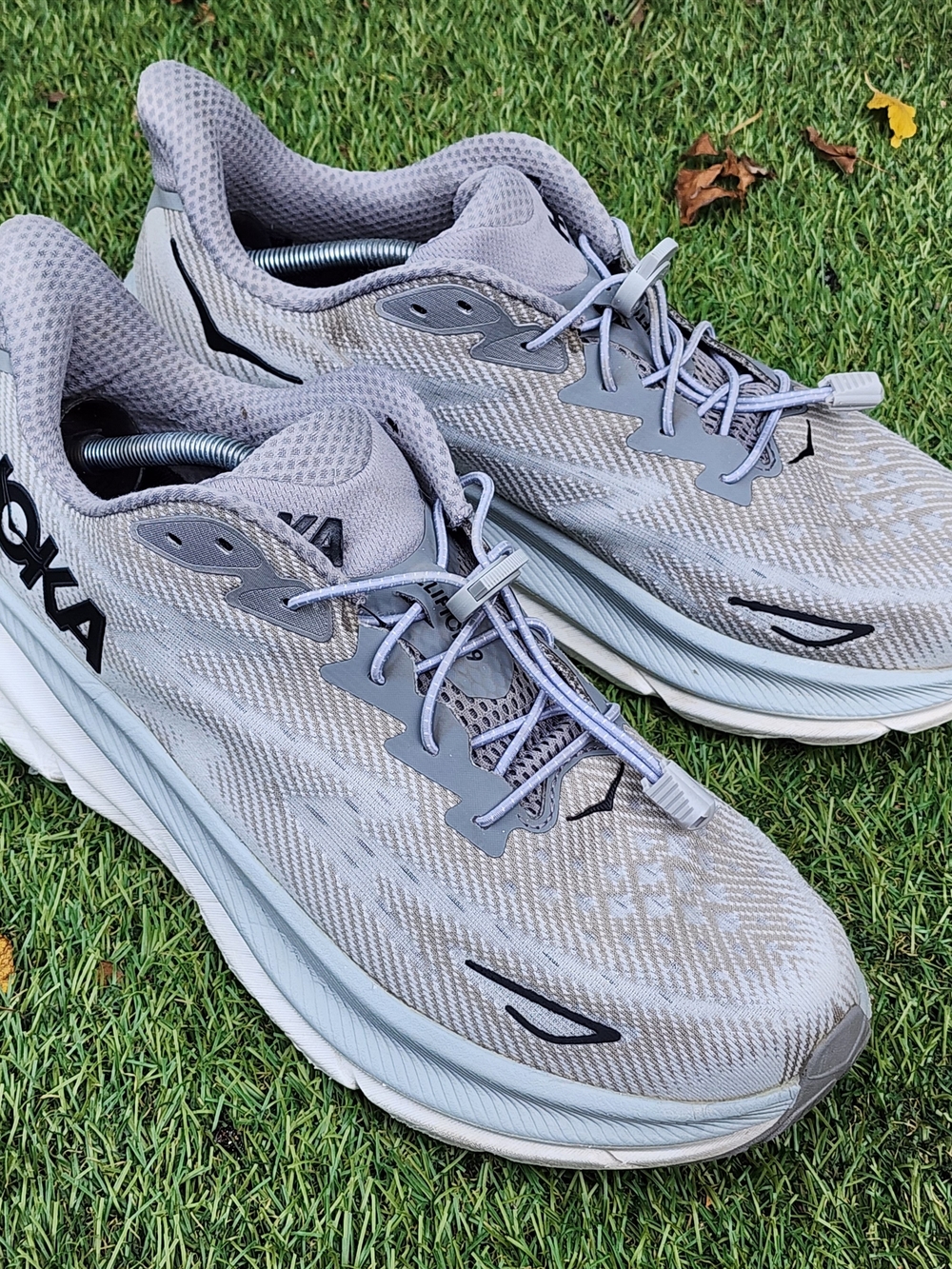 HOKA CLIFTON 9 - Mens Atheltic Shoes - SIZE 13.D